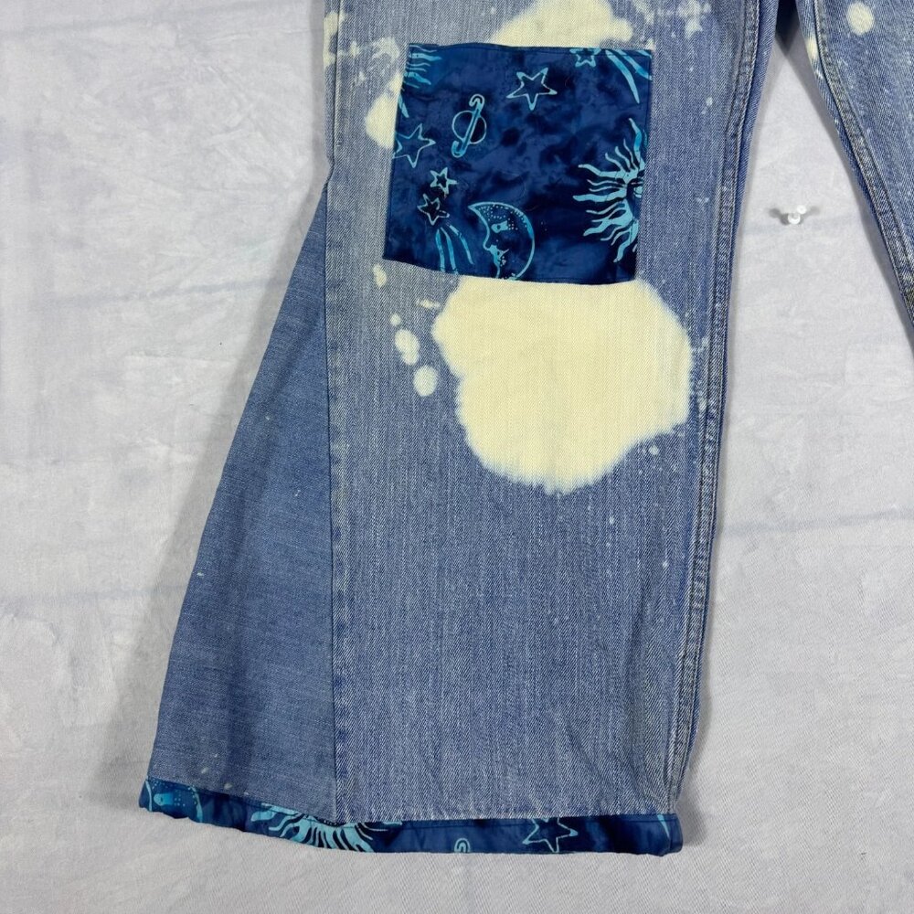 Levi Staruss Co. 505 Womens Flared Jeans Blue Relaxed Fit Patches Size 38x30 - Picture 11 of 16